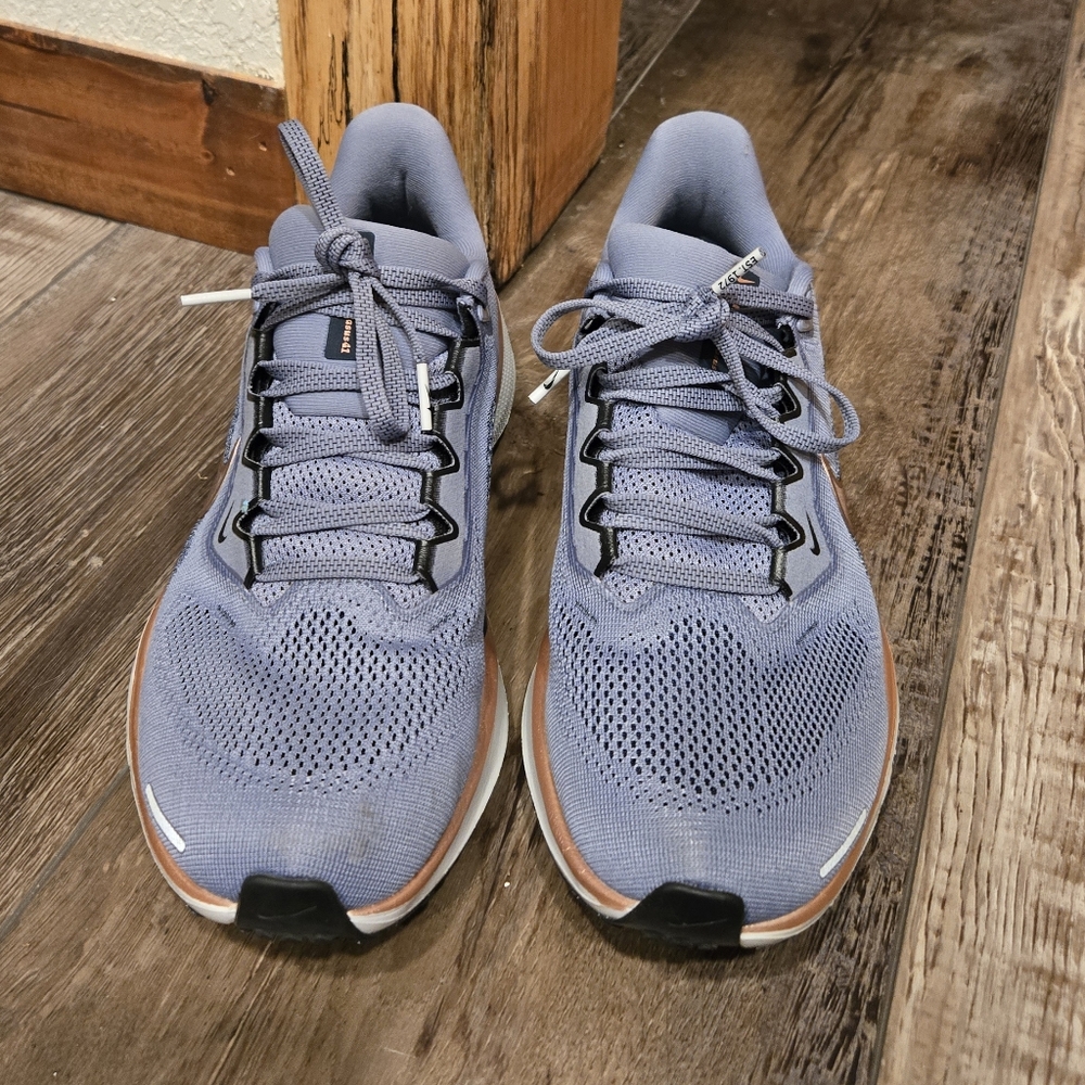 NEW Nike Pegasus 41 Running Shoes WORN TWICE!